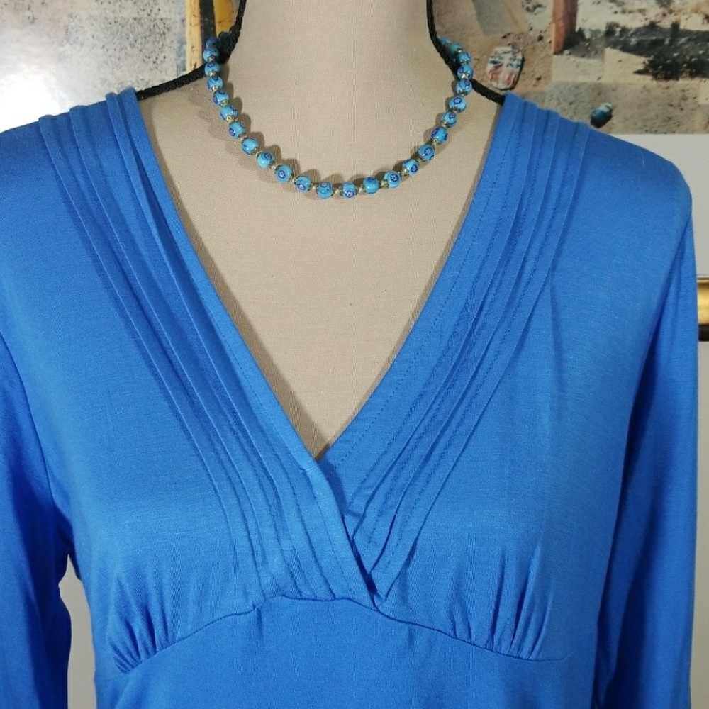 GEGRGE surplice blue top. Size XL - Picture 2 of 7